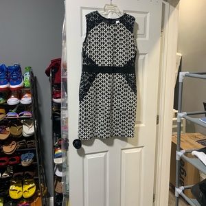 Black and white pattern mini dress
